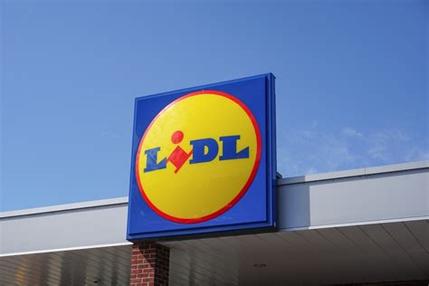 lidl costinesti|Lidl în Moinești 